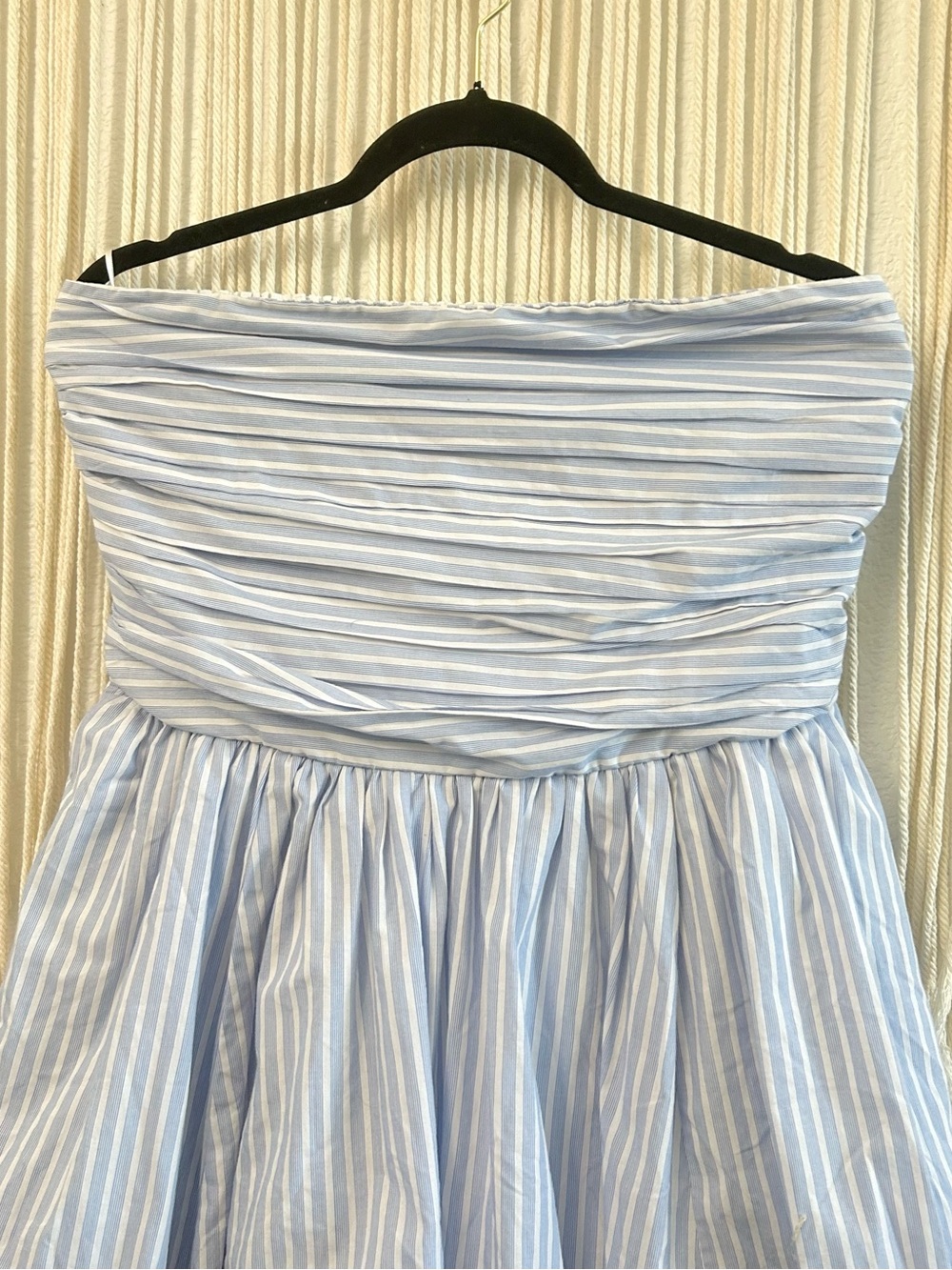 Hollister Blue Stripe Strapless Bubble Hem Romper Dress Smocked Built-In Shorts - Picture 3 of 13